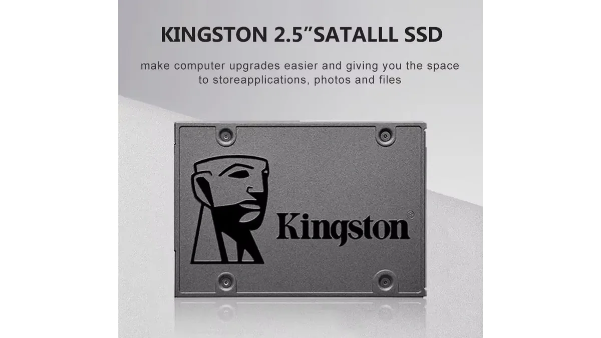 Detalhe dos conectores e parte traseira do SSD Kingston evidenciando o selo de autenticidade